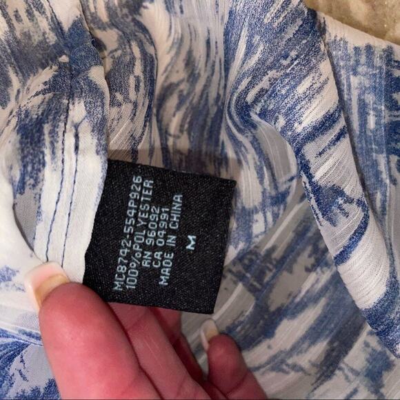 💋Bundle 4 items for $20. Add items💋 to a bundle3 - Picture 5 of 9